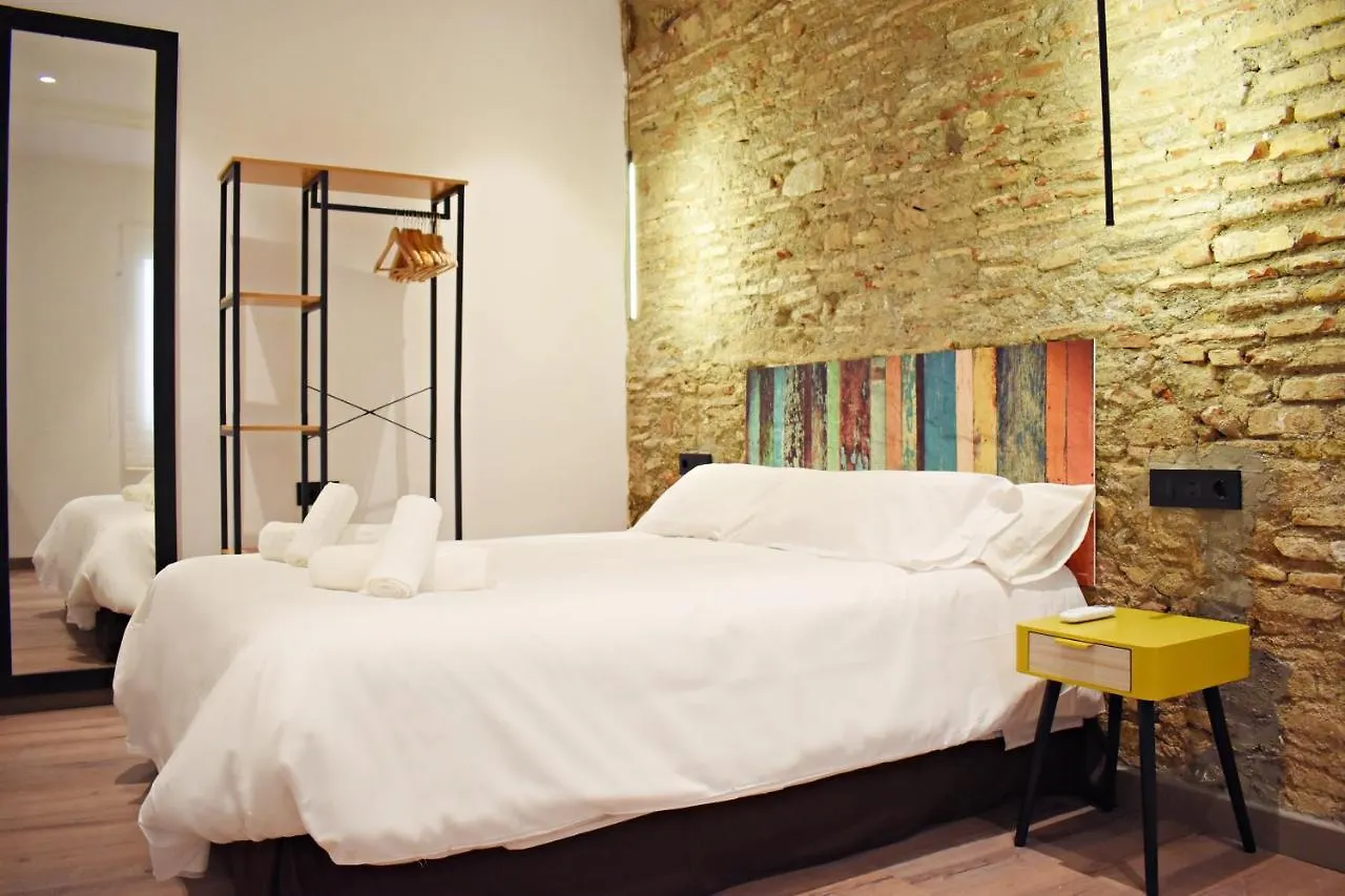 Apartamento Antares Edificio Centrico De 1800 Malaga 0*,