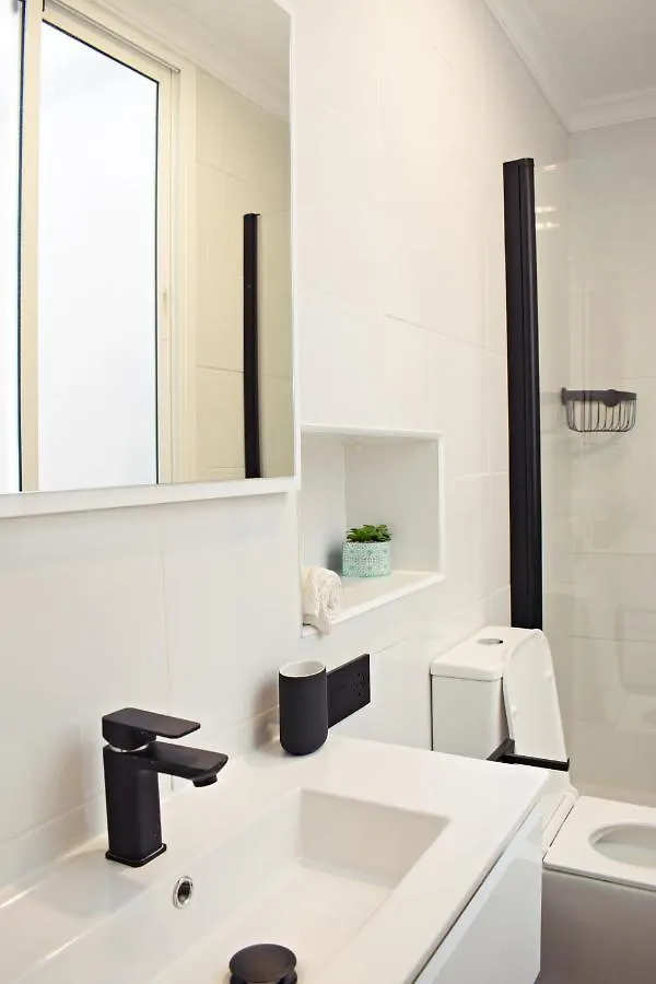 Apartamento Antares Edificio Centrico De 1800 Malaga 0*,  Spain